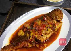 Illustration of braised yellow croaker in spicy sauce 9