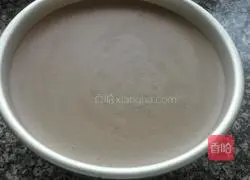 Illustration of how to make cocoa mousse cake 12