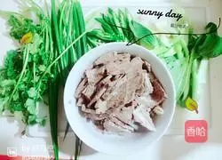 Illustration of how to make beef dandan noodles hot pot 1