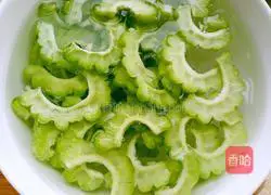 Bitter Melon Twice-cooked Pork Recipe Illustration 2