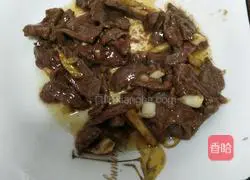 青Illustration of how to make stir-fried beef with melon 5
