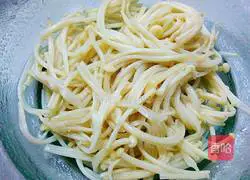 Illustration of how to make fat beef in sour soup 5