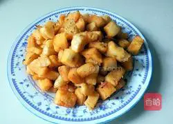 Illustration of how to make diced steamed buns fried in tomato sauce 11