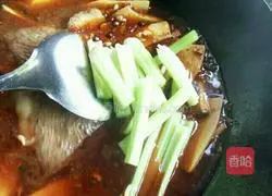 Illustration of how to cook bullfrog 6