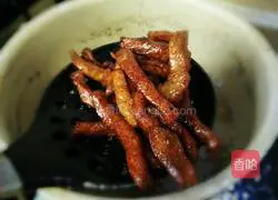 Spicy cumin pork is dry Practice illustration 5