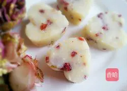 Illustration of how to make mashed potatoes with dried cranberries 10