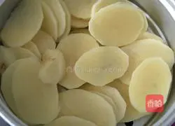 Beef mashed potato curry rice recipe illustration 3