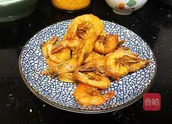 Illustration of how to cook shrimps in typhoon shelter 5