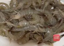 Illustration of how to make tea-flavored fried shrimps 1