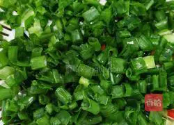 Illustration of how to make steamed pork ribs with black bean sauce 7