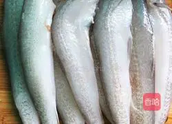 Illustration of how to make steamed nine-bellied fish with vermicelli 2