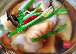 Illustration of roasted pig trotters 7