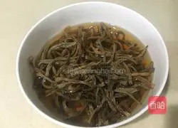 Illustration of how to make braised pork belly with dried beans 1