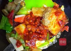 Illustration of how to make twice-cooked pork with red pepper and green pepper 10