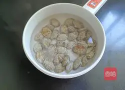  Illustration of how to make Thai clams with juice 3