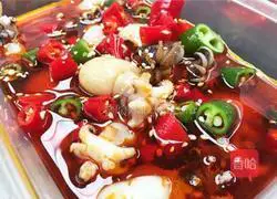 Spicy Illustration of how to cook small seafood in sauce 11