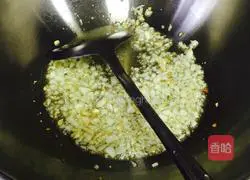 Illustration of how to cook Pipi shrimps in typhoon shelter 3