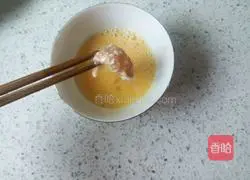 Illustration of how to make fried chicken tenders 7