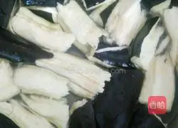 Illustration of how to make Di Sanxian (less oil version) 6