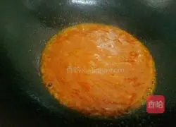 Illustration of how to wrap yu head in tomato sauce 8