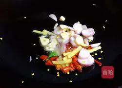 Illustration of how to make spicy stir-fried clams 4