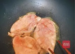 Illustration of how to make pan-fried chicken breast 3