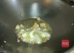 Illustration of how to make stir-fried Hunan chicken 3