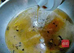 Illustration of how to make fat beef in sour soup 11