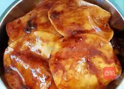 Illustration of how to make ground pot chicken 12