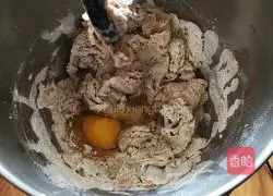 Illustration of how to make rye bacon cheese bread 3