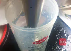 Seafood pasta recipe illustration 8