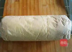 Illustration of how to make cream cake roll 21 