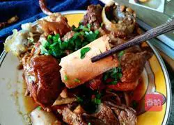 Illustration of how to make Northeastern soybean paste bones 17