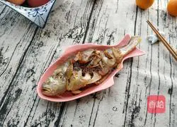 Illustration of dry-roasted large yellow croaker 9