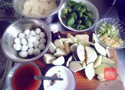 Quail eggs Illustration of how to make fried ground and three delicacies 1
