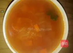 Illustration of Beef Bone Borscht Soup 7