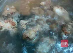 Illustration of how to make sweet and sour pork ribs 2