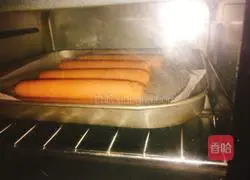 Illustration of how to make sausage buns 8