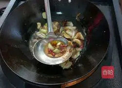 Illustration of how to make soy-flavored yellow croaker 6