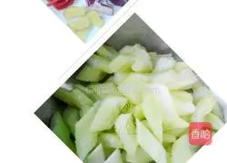 Illustration of how to make fried chicken hearts with celery 2