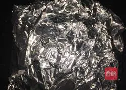 Illustration of how to bake tinfoil snails 3