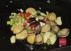 Soy sauce Illustration of how to stir-fry abalone 6