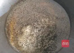 Illustration of how to make steamed chicken and cucumber rolls 8