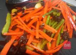 Illustration of home-style fish-flavored shredded pork 6