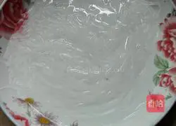 Illustration of how to make garlic scallop vermicelli 2