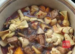 Illustration of Sichuan Style Potato Braised Pork Ribs 22