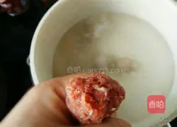 Illustration of how to make tomato beef balls 9