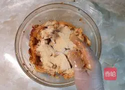 Illustration of how to make Sichuan steamed pork with rice flour 3