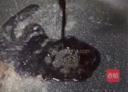 Cantonese style chicken drizzled with red onions, illustration 8