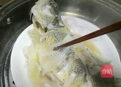 Illustration of how to make steamed sea bass 6